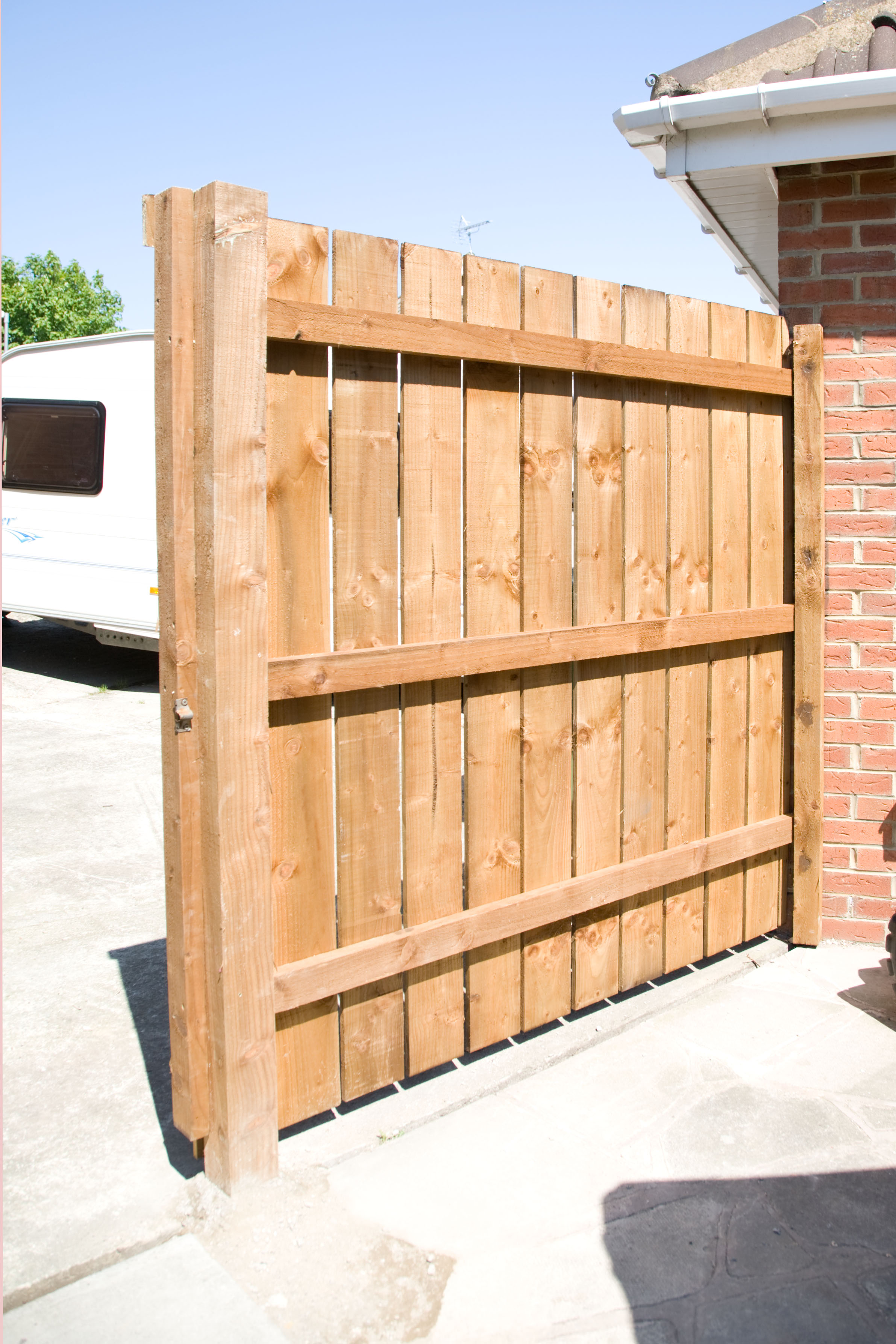 Fencing job commission