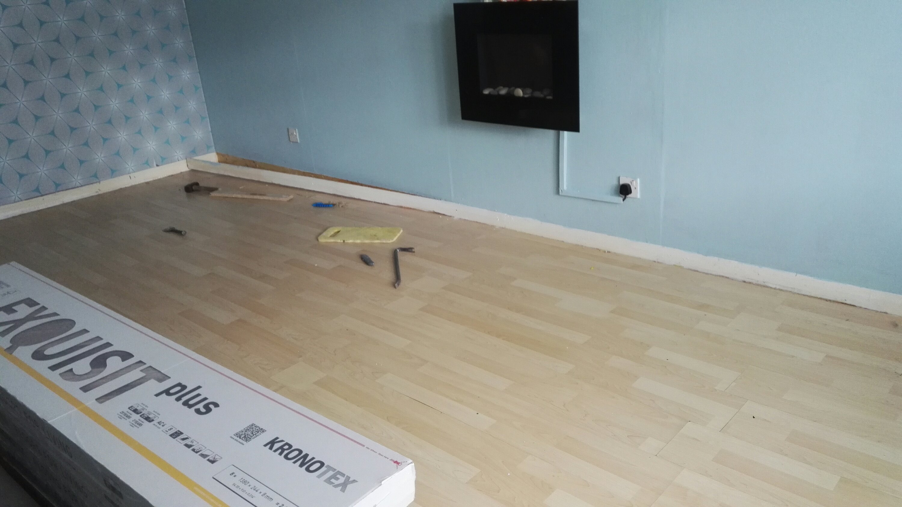 Laminate flooring